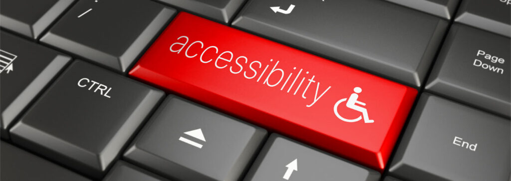 Computertatstur mit einer roten Taste "accessibility"